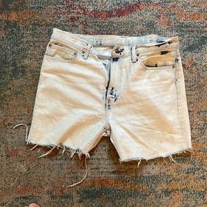 Levi’s cut off shorts